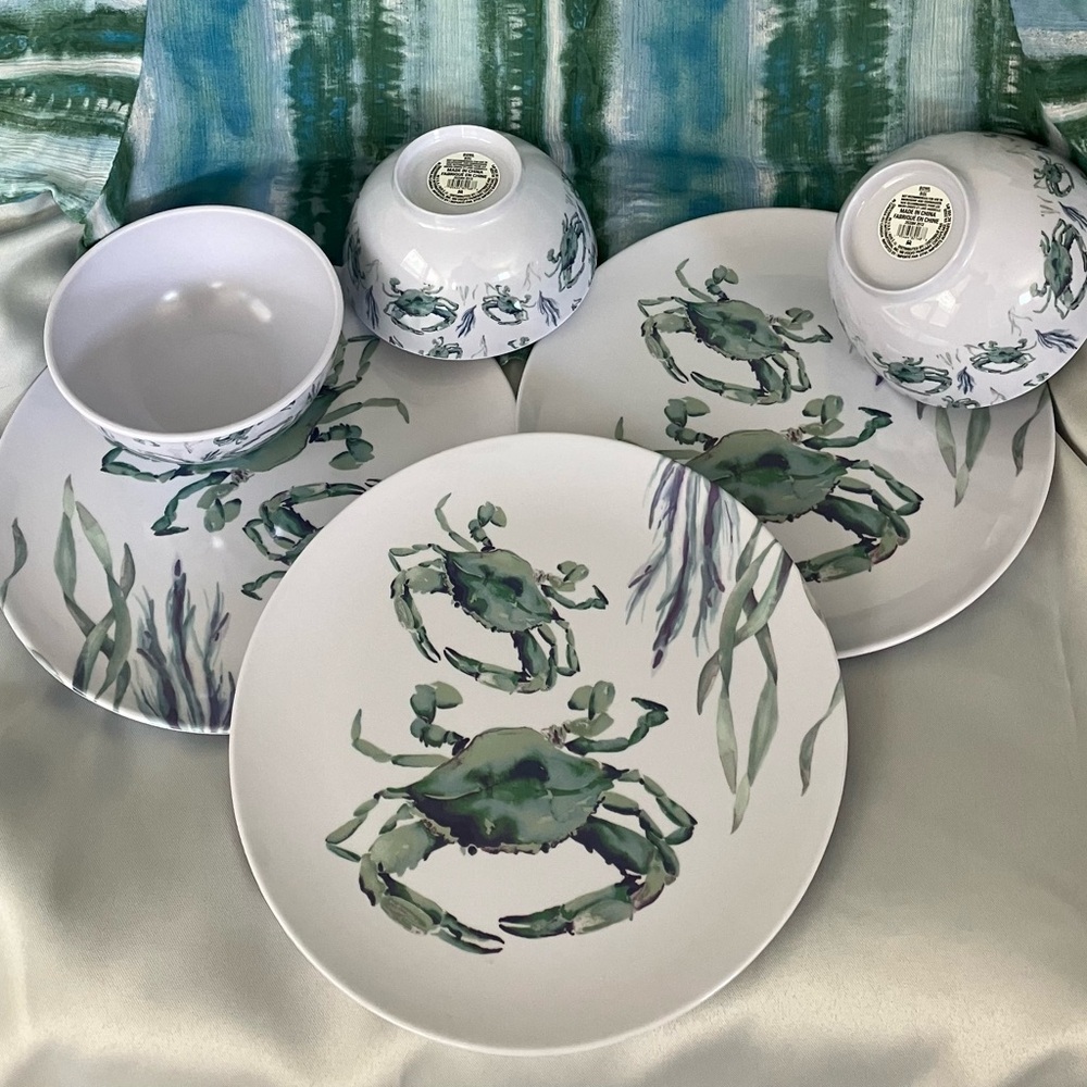 Melamine 3 plate & 3 bowls NWT